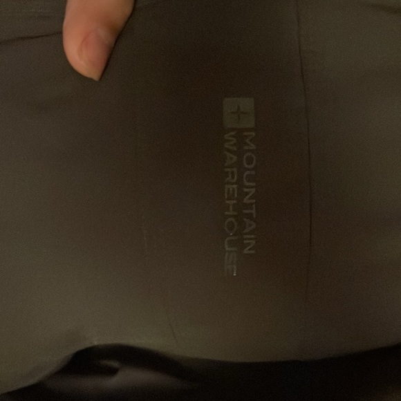 Mountain warehouse winter parka , rated upto -60 degrees , brand new condition - Picture 4 of 4